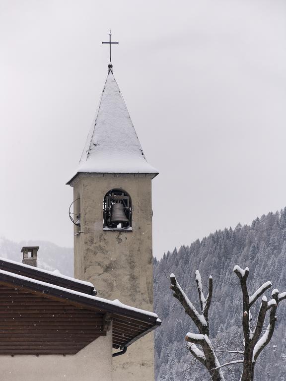 Dolomiti Di Brenta House Lägenhet Madonna Exteriör bild