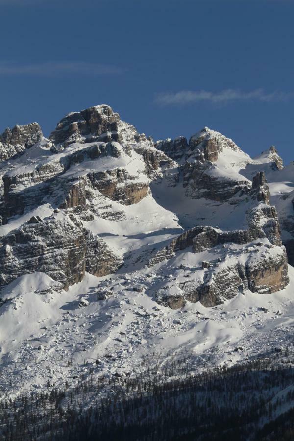 Dolomiti Di Brenta House Lägenhet Madonna Exteriör bild